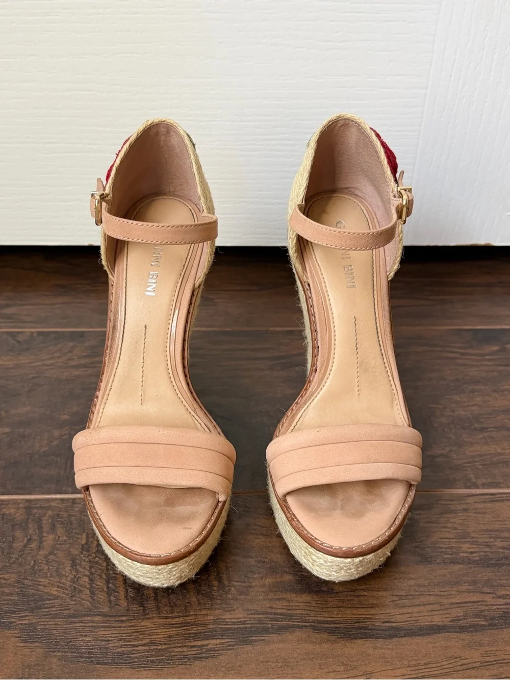Gianni Bini Embroidered Floral Espadrille Wedge Sandals Nude 6
